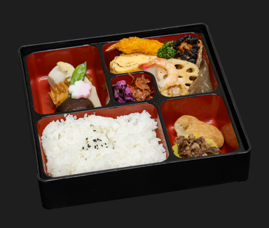 写真：四季折々の割子弁当 桂