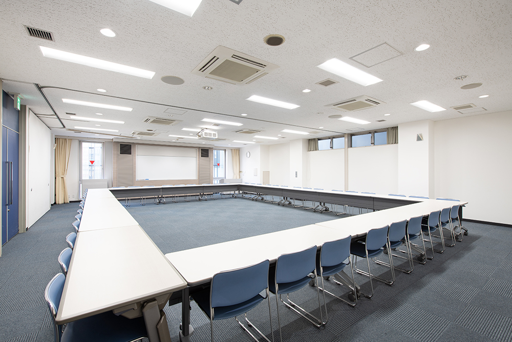 写真：501ABロの字形式後方から