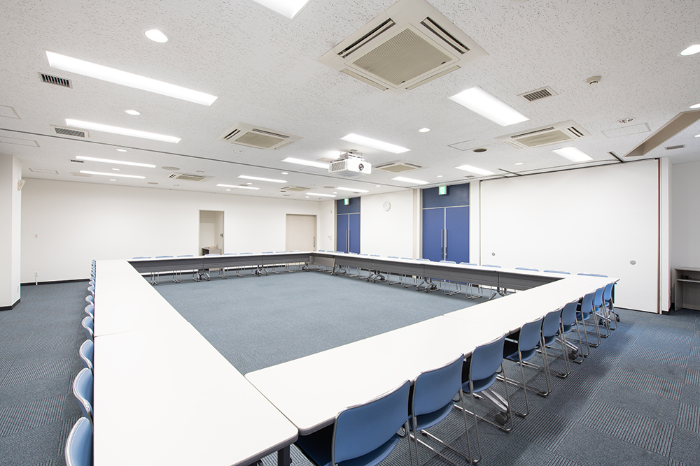 写真：501ABロの字形式前方から