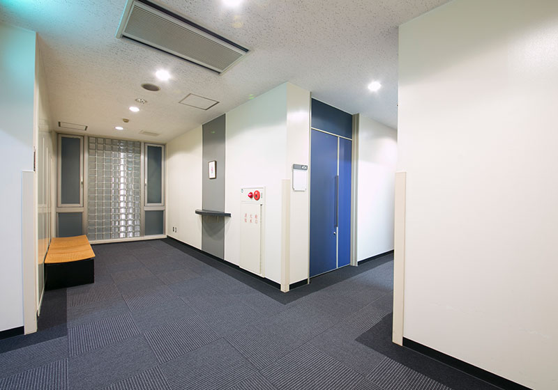 写真：4Fホワイエ